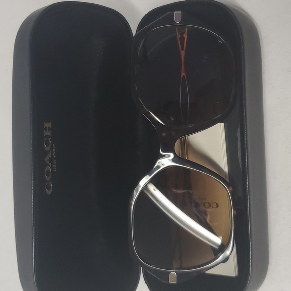 Coach C3445 Sculpted Signature Hexagon Sunglasses DARK TORTOISE (Last One) - Picture 4 of 15